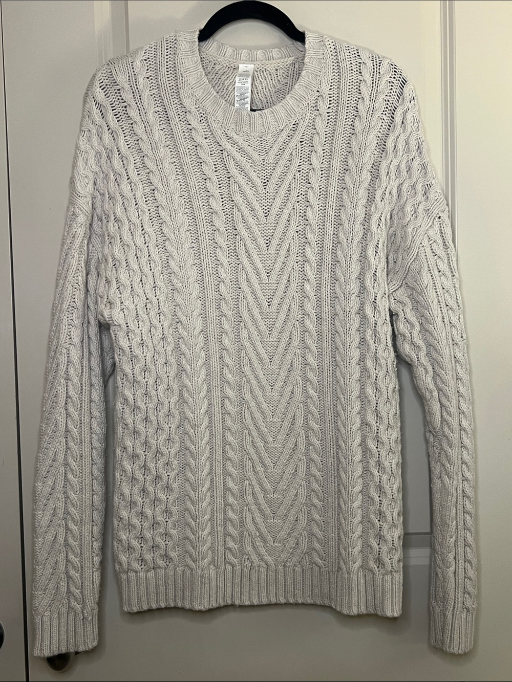 ALO Yoga Cable Knit Crew Neck Sweater - Picture 5 of 8